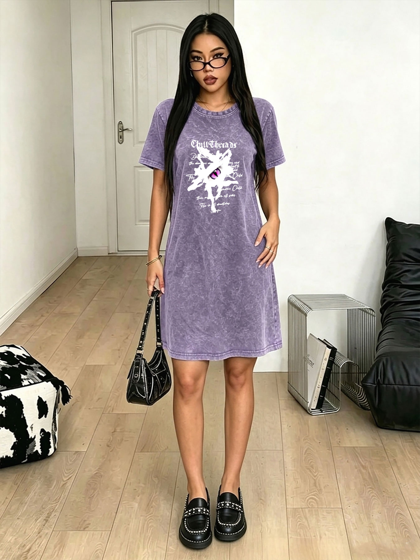 Streetwear Brand With Eye - เดรสเสื้อยืดวินเทจสำหรับผู้หญิง แบรนด์แฟชั่นสตรีทแวร์ พิมพ์ลายตาสีม่วงและข้อความ