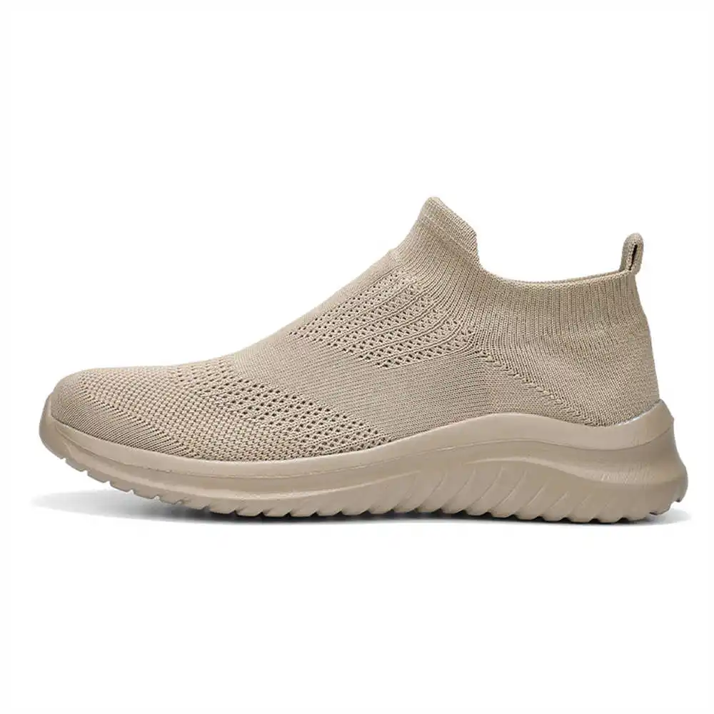 Beige Soft ใหม่รองเท้าเทนนิส M - Streetwear Brand Red บทวิจารณ์และราคา